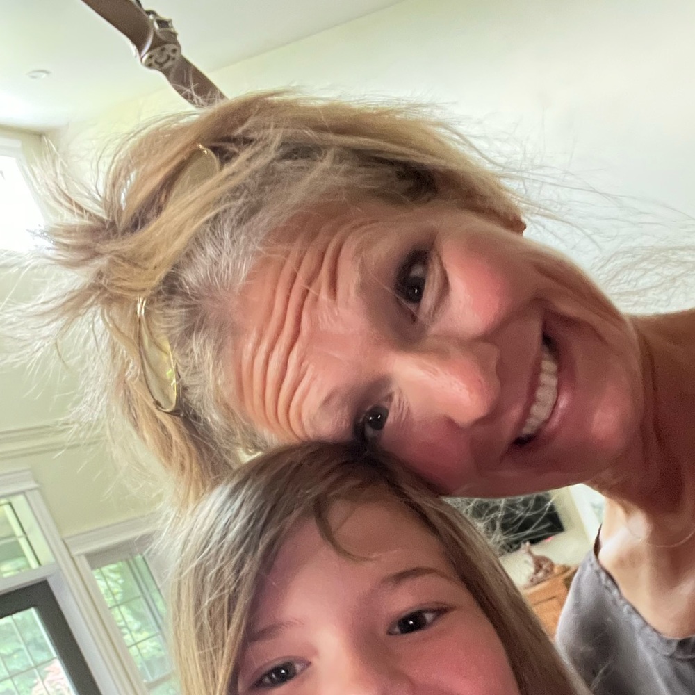 Meet your Posher, Laurie
